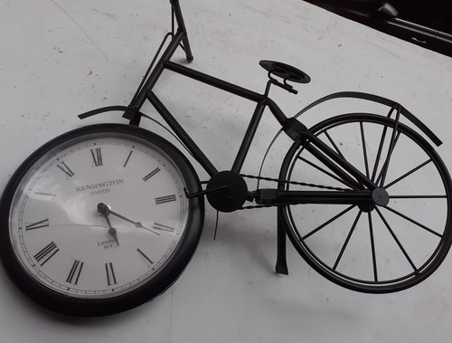 Oldtimer fahrrad mit uhr - mit,